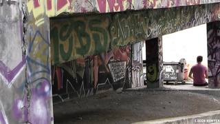 555