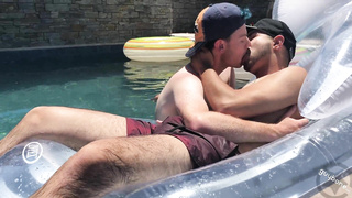 GuyBone Summer Suck